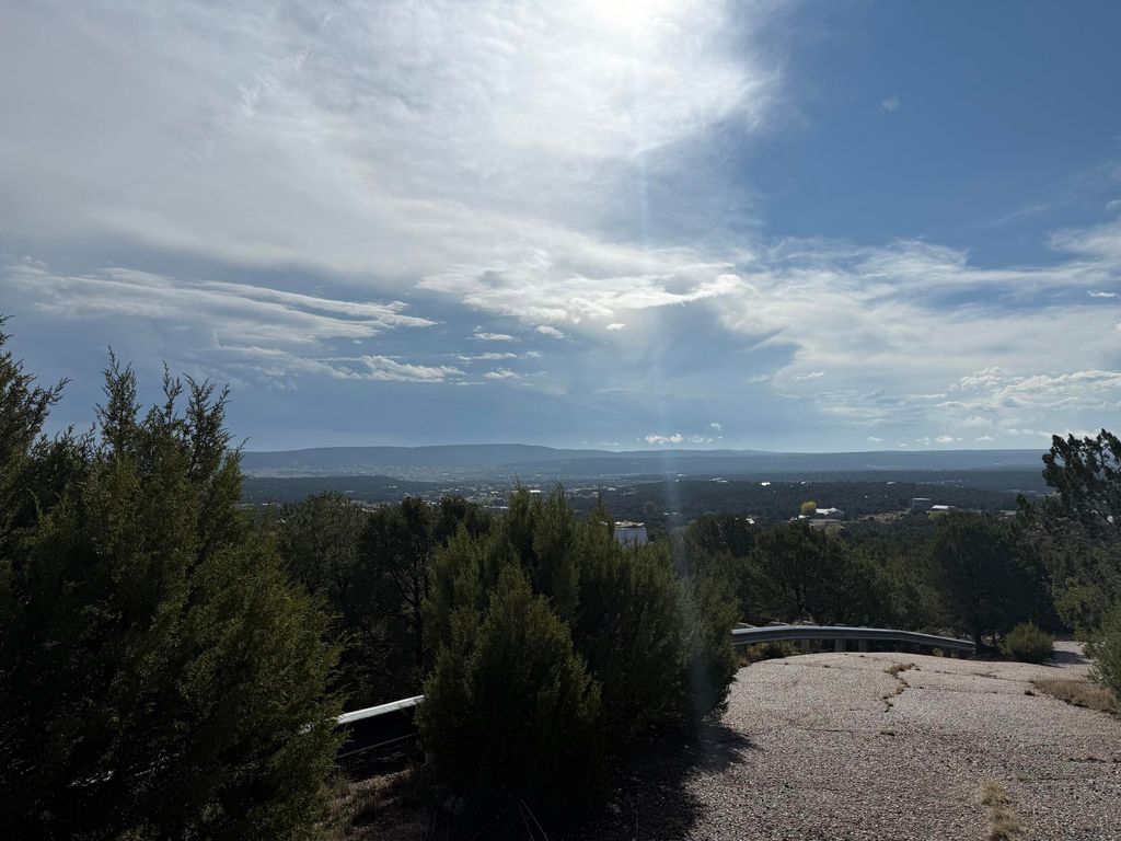 76 Sandia Mountain Ranch Drive, Tijeras, NM 87059
