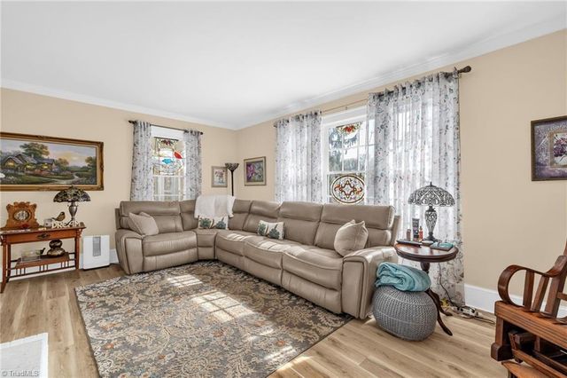 421 Chestnut Street, Eden, NC 27288