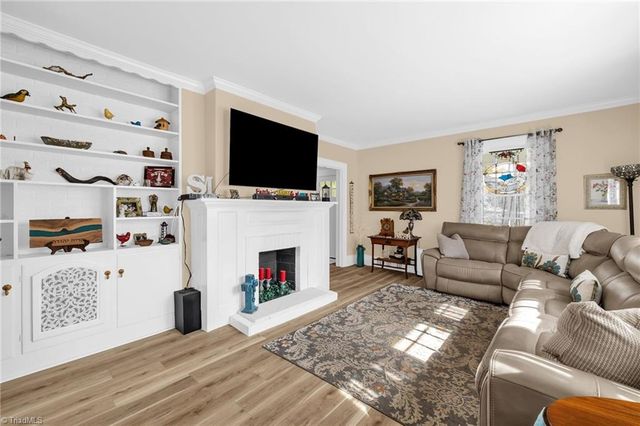 421 Chestnut Street, Eden, NC 27288