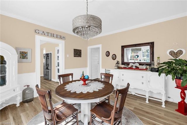 421 Chestnut Street, Eden, NC 27288