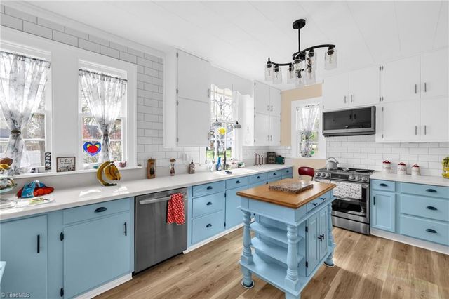 421 Chestnut Street, Eden, NC 27288