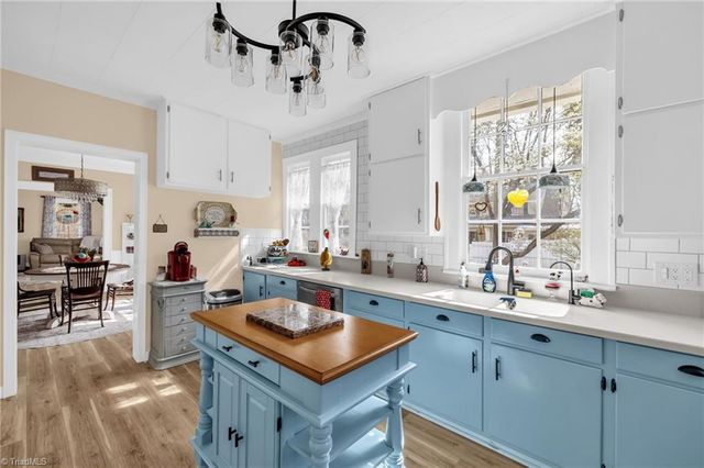 421 Chestnut Street, Eden, NC 27288