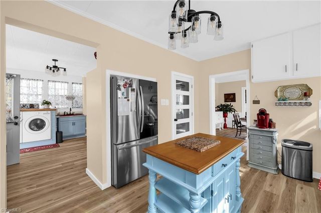 421 Chestnut Street, Eden, NC 27288