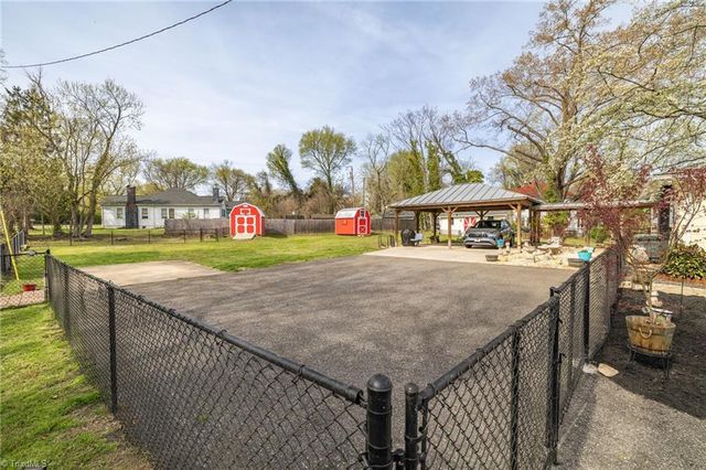 421 Chestnut Street, Eden, NC 27288