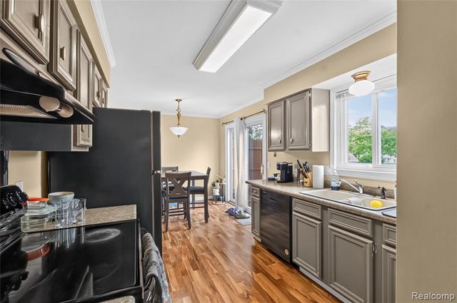 2312 Darwin Lane, Saginaw, MI 48603
