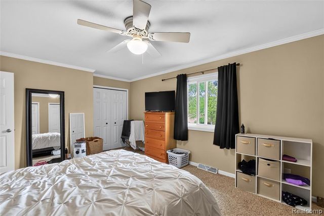 2312 Darwin Lane, Saginaw, MI 48603