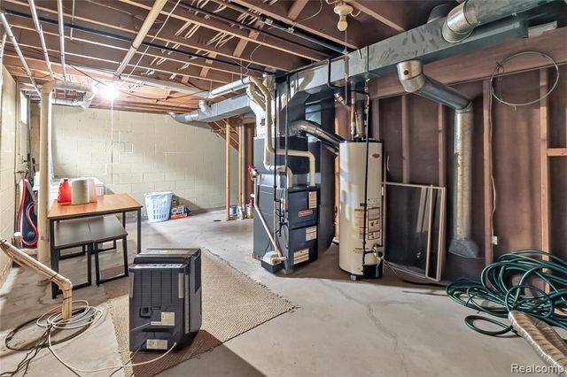 2312 Darwin Lane, Saginaw, MI 48603