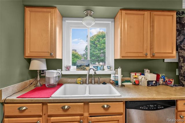 2312 Darwin Lane, Saginaw, MI 48603