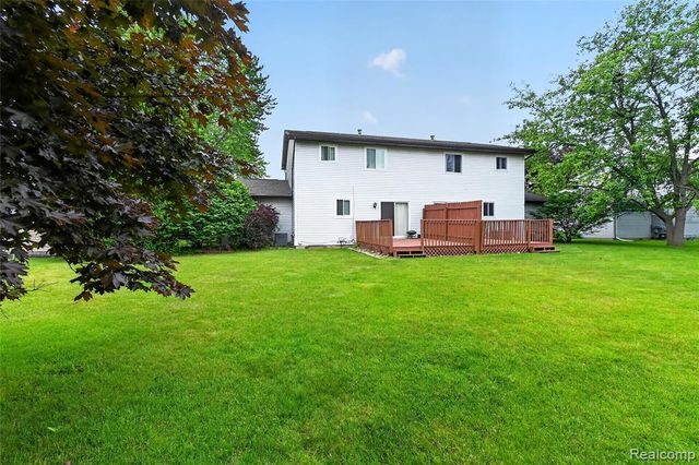 2312 Darwin Lane, Saginaw, MI 48603