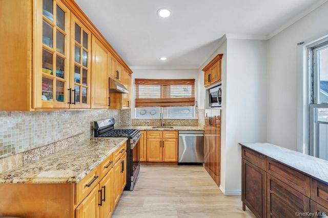 8638 232nd Street, Queens Village, NY 11427