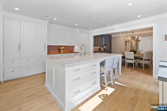 454 Hasbrouck Boulevard, Oradell, NJ 07649