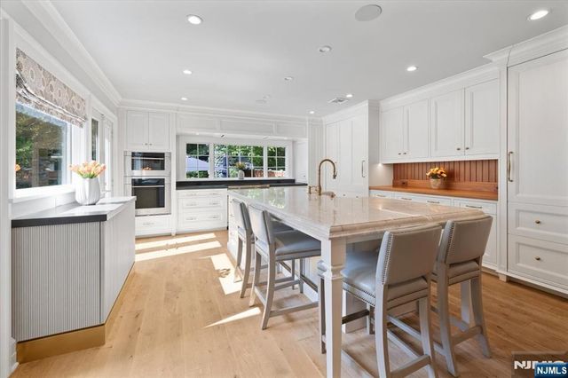 454 Hasbrouck Boulevard, Oradell, NJ 07649