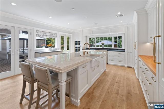 454 Hasbrouck Boulevard, Oradell, NJ 07649