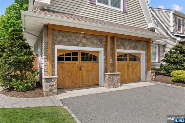 454 Hasbrouck Boulevard, Oradell, NJ 07649
