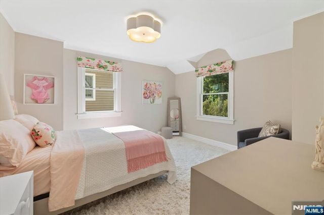 454 Hasbrouck Boulevard, Oradell, NJ 07649