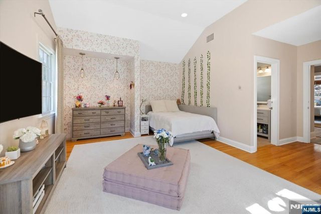 454 Hasbrouck Boulevard, Oradell, NJ 07649