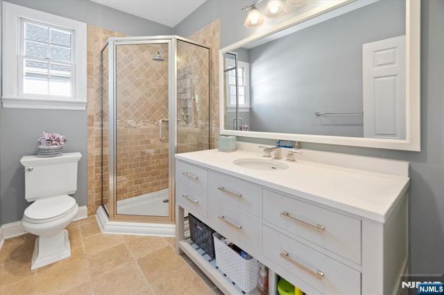 454 Hasbrouck Boulevard, Oradell, NJ 07649
