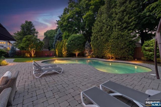 454 Hasbrouck Boulevard, Oradell, NJ 07649