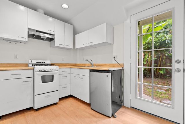 1328 Mission Street, Santa Cruz, CA 95060