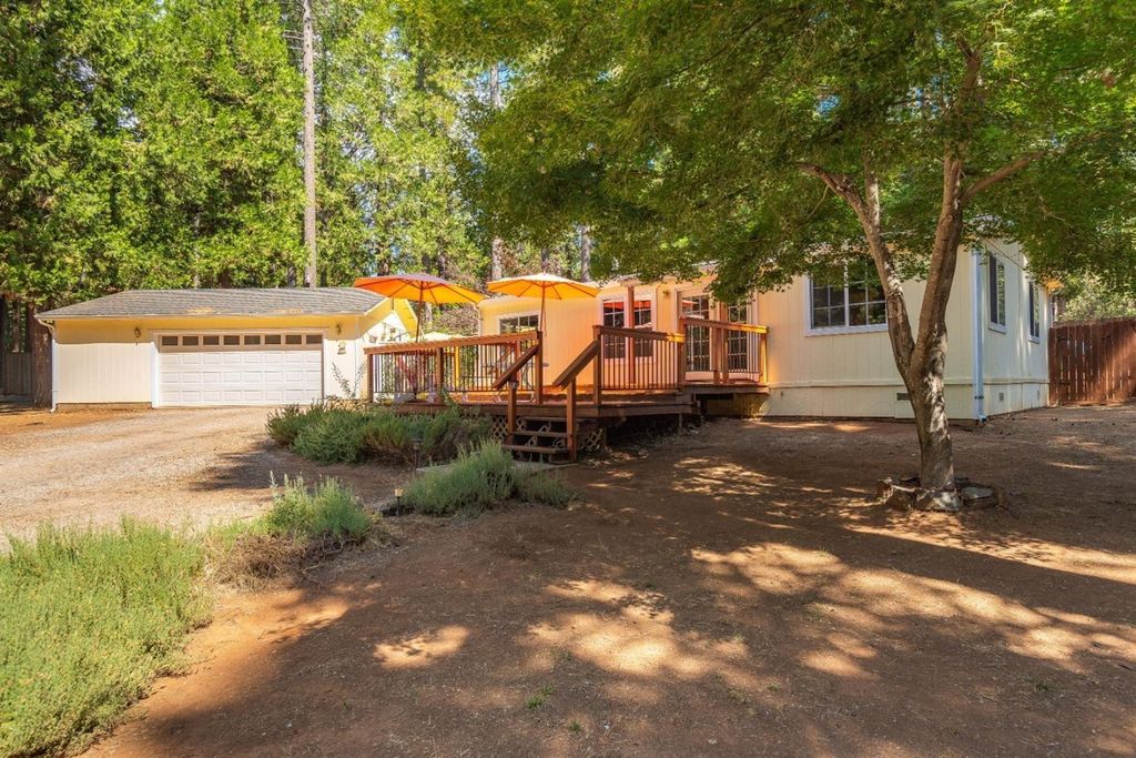 25661 Blaze Ct, Volcano, CA 95689