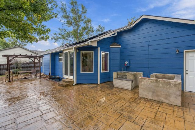1514 E Mona St, Wichita, KS 67216