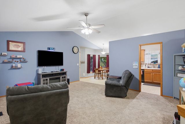 1514 E Mona St, Wichita, KS 67216