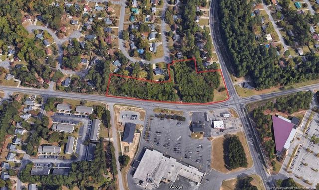 McArthur Road, Fayetteville, NC 28311
