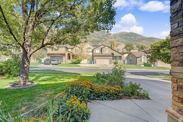 10503 N DORAL DR, Cedar Hills, UT 84062
