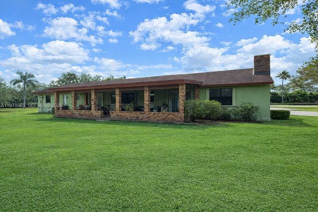 16981 SW 276th St, Homestead, FL 33031