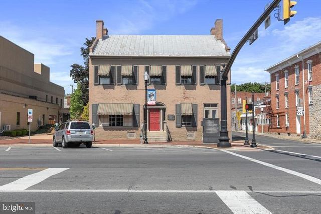 1 W MAIN STREET, Waynesboro, PA 17268