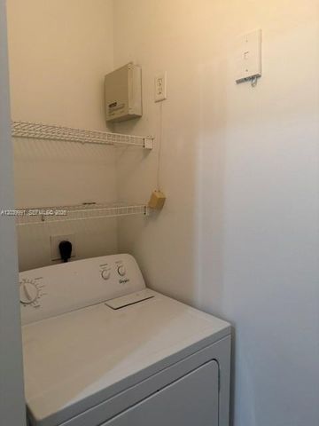 8030 N Nob Hill Rd 102, Tamarac, FL 33321