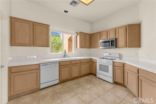 68699 Pasada, Cathedral City, CA 92234