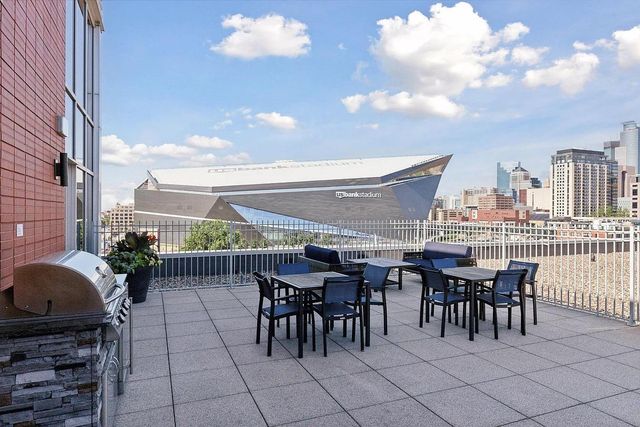 215 10th Avenue S 534, Minneapolis, MN 55415