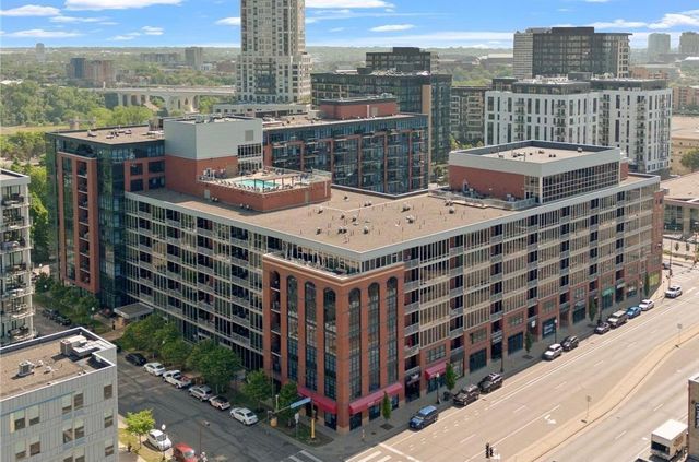 215 10th Avenue S 534, Minneapolis, MN 55415