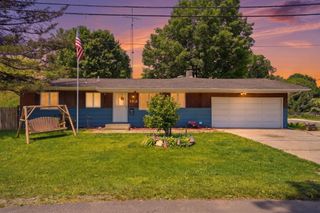 102 S Wendell Avenue, Hartford City, MI 49057