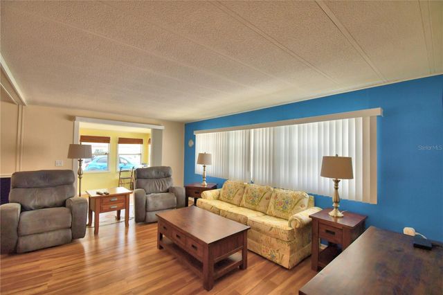 145 HOLIDAY LANE, Auburndale, FL 33823