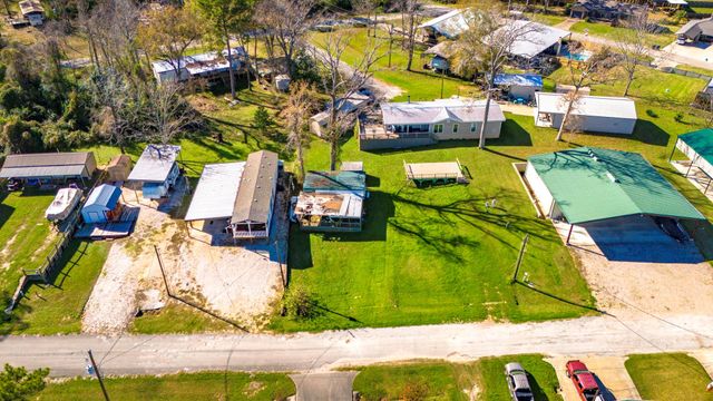 240 Key Largo Loop, Point Blank, TX 77364