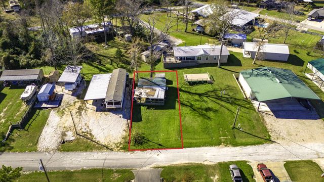 240 Key Largo Loop, Point Blank, TX 77364