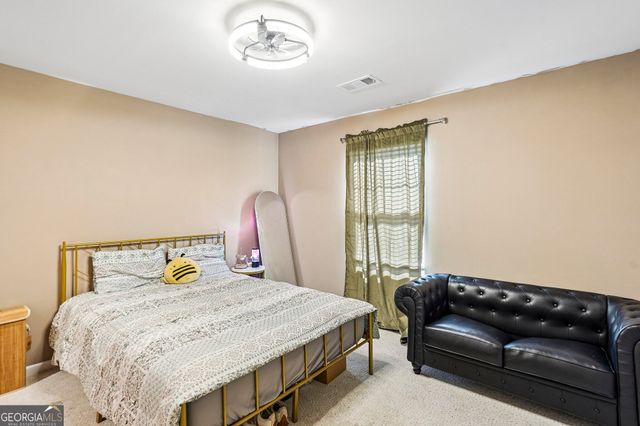 4240 Oakhurst Drive, Fairburn, GA 30213