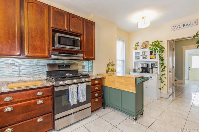 123 Carman Street, Patchogue, NY 11772