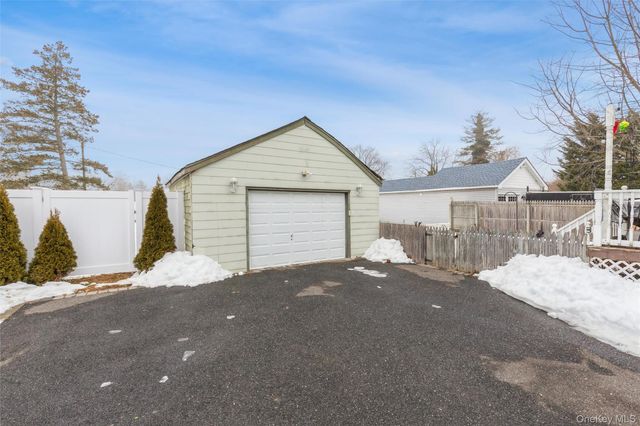 123 Carman Street, Patchogue, NY 11772