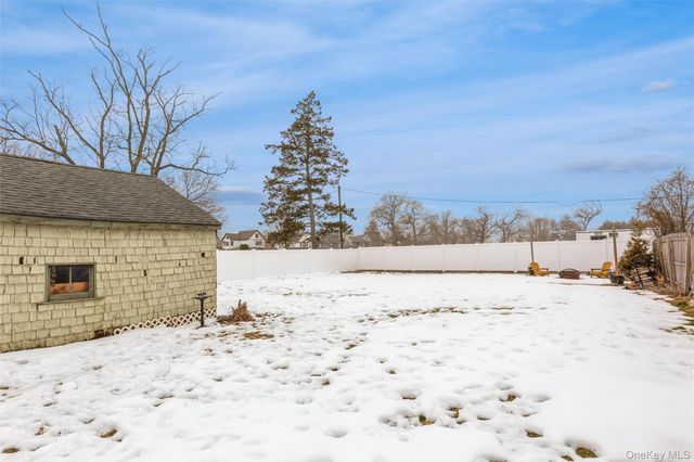 123 Carman Street, Patchogue, NY 11772