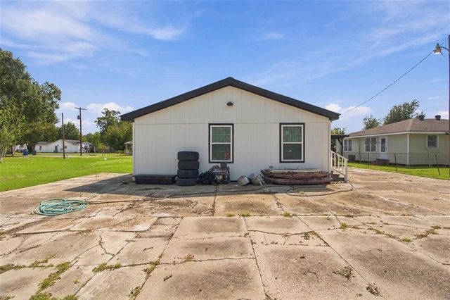 106 W Carlton Street, Sulphur, LA 70663