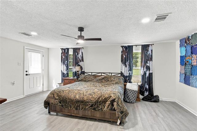 106 W Carlton Street, Sulphur, LA 70663