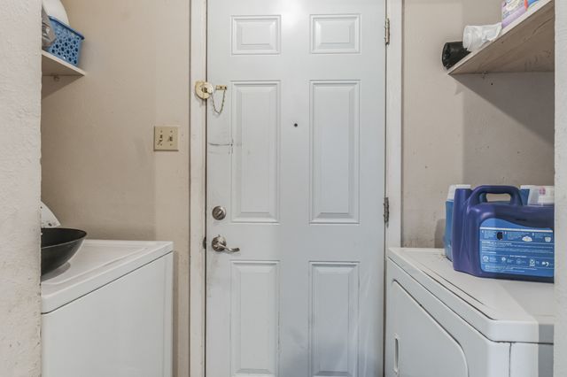 6052 Holiday Lane, North Richland Hills, TX 76180