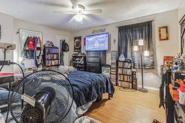 6052 Holiday Lane, North Richland Hills, TX 76180