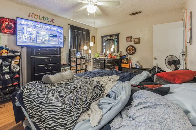6052 Holiday Lane, North Richland Hills, TX 76180