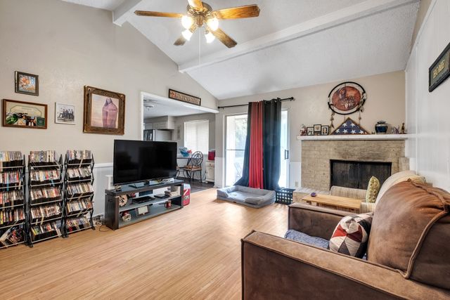 6052 Holiday Lane, North Richland Hills, TX 76180