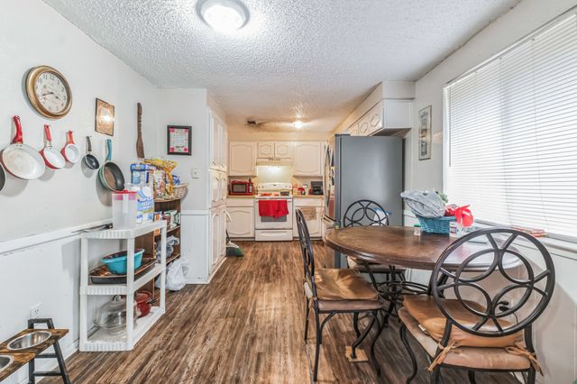 6052 Holiday Lane, North Richland Hills, TX 76180