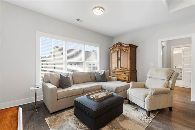 1957 Haley Walk, Atlanta, GA 30318